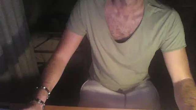 ragazzo200996 online show from March 2, 2026, 9:33 pm