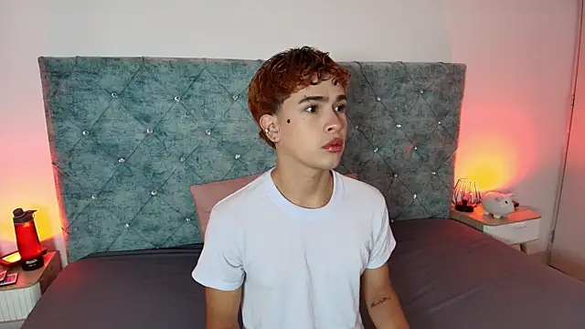 Snapshot of ryan_onFire chatting on April 8, 2026, 1:12 pm ryan onFire online show from April 8, 2026, 1:12 pm