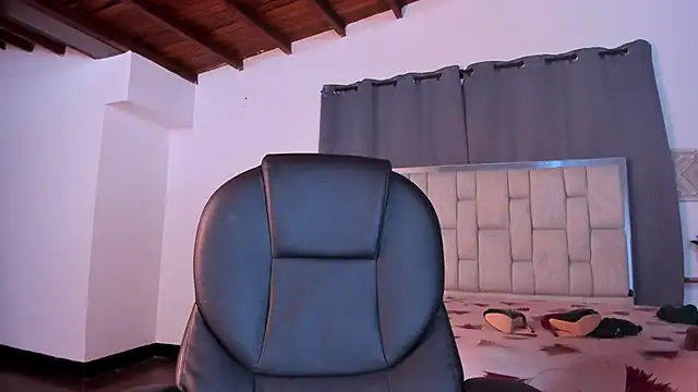 basima haik online show from February 4, 2026, 2:50 am