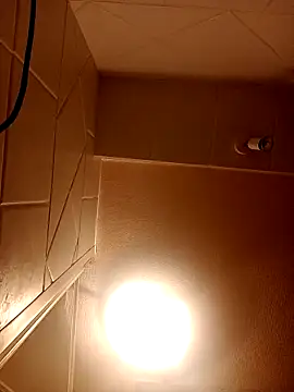 lej73 online show from March 4, 2026, 8:16 pm