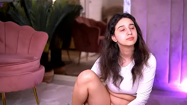 Snapshot of JullyFox chatting on March 20, 2026, 1:56 pm JullyFox online show from March 20, 2026, 1:56 pm