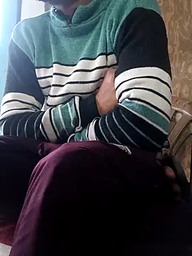 Snapshot of Sharmasamba chatting on February 9, 2026, 12:36 pm Sharmasamba online show from February 9, 2026, 12:36 pm