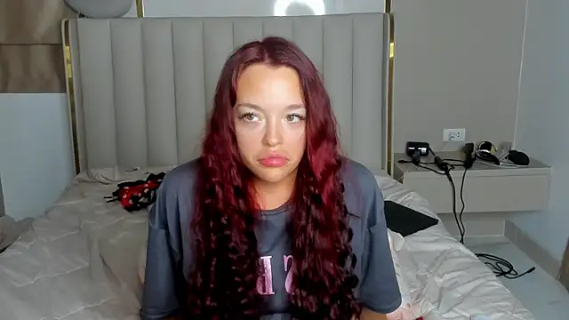 Snapshot of stellaa_quenn chatting on May 25, 2026, 1:21 pm stellaa quenn online show from May 25, 2026, 1:21 pm