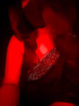 DreamGirlLive online show from April 9, 2026, 6:03 pm