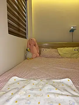 Snapshot of Luna_Nhii05 chatting on February 7, 2026, 8:44 am Luna Nhii05 online show from February 7, 2026, 8:44 am