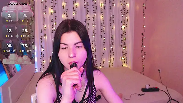 Stephanie Bloom online show from March 4, 2026, 6:26 pm