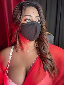 queen-panda online show from April 11, 2026, 7:17 pm