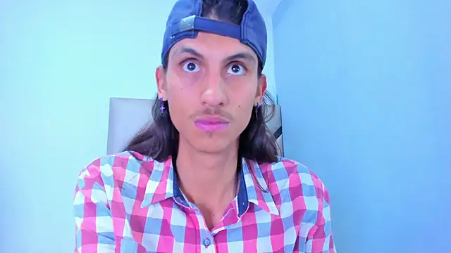 Noha-Smith online show from February 3, 2026, 4:10 am