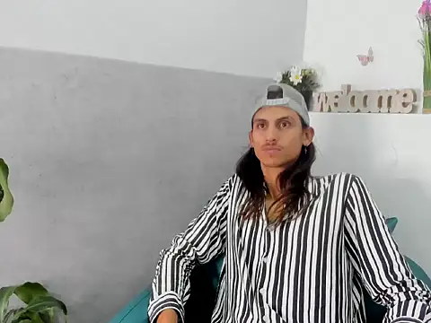 Noha-Smith online show from February 1, 2026, 4:33 am