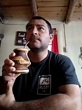 lio199010 online show from April 4, 2026, 3:40 pm