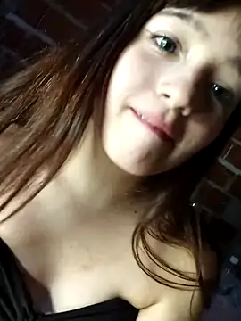 dieciochoyundia online show from February 24, 2026, 1:28 am