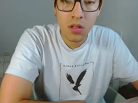 Snapshot of NickFin chatting on July 31, 2026, 12:10 am NickFin online show from July 31, 2026, 12:10 am