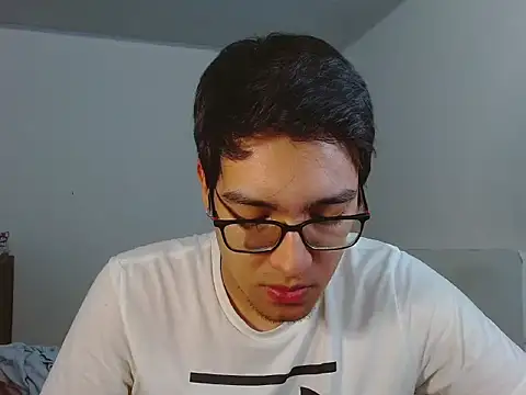 Snapshot of NickFin chatting on July 15, 2026, 2:07 am NickFin online show from July 15, 2026, 2:07 am