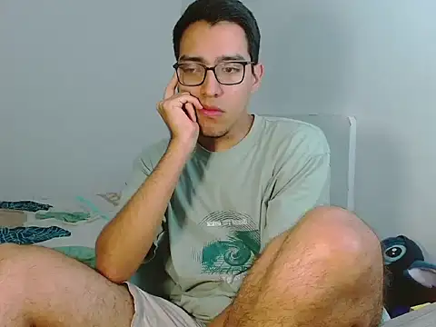 Snapshot of NickFin chatting on May 4, 2026, 2:15 am NickFin online show from May 4, 2026, 2:15 am