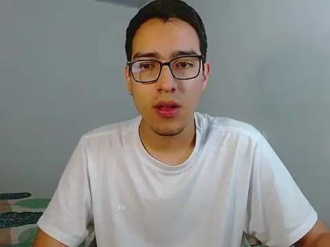 Snapshot of NickFin chatting on May 2, 2026, 4:12 pm NickFin online show from May 2, 2026, 4:12 pm