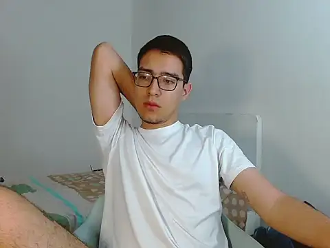Snapshot of NickFin chatting on April 21, 2026, 5:19 pm NickFin online show from April 21, 2026, 5:19 pm
