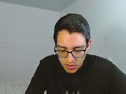 Snapshot of NickFin chatting on May 29, 2026, 11:44 pm NickFin online show from May 29, 2026, 11:44 pm