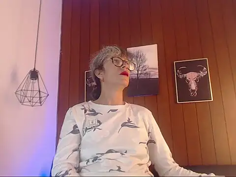 laurasofia45 online show from February 26, 2026, 1:27 am