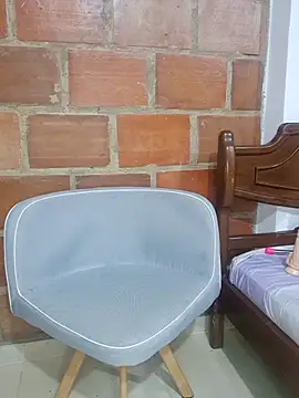 Tatianna Loove  online show from February 12, 2026, 4:34 am