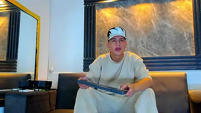 Snapshot of Dominic_26 chatting on March 1, 2026, 8:09 pm Dominic 26 online show from March 1, 2026, 8:09 pm