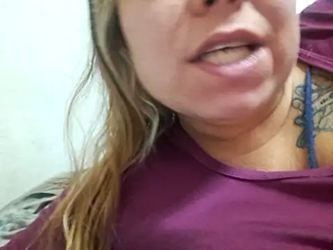 Snapshot of tuhardsexy chatting on June 1, 2026, 9:14 pm tuhardsexy online show from June 1, 2026, 9:14 pm