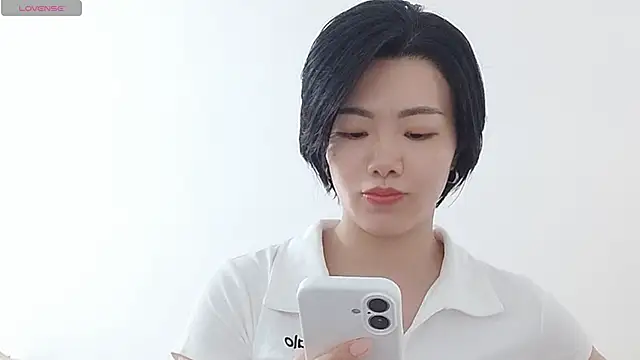 Snapshot of Nikishine chatting on May 22, 2026, 5:16 am Nikishine online show from May 22, 2026, 5:16 am
