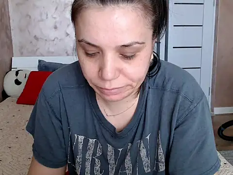 LorraGrey online show from March 15, 2026, 12:34 pm