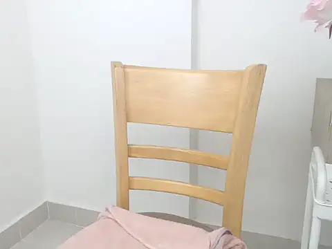 Rose Thorny2k online show from February 9, 2026, 7:50 am