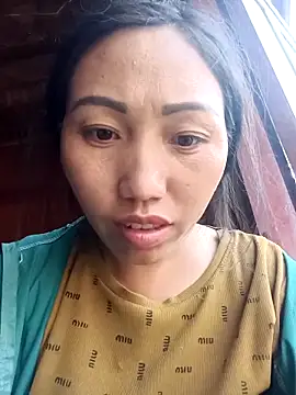 Snapshot of hot-luna- chatting on April 12, 2026, 9:12 am hot-luna- online show from April 12, 2026, 9:12 am