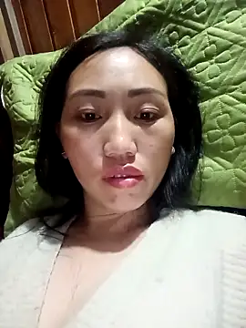 Snapshot of hot-luna- chatting on April 2, 2026, 7:53 pm hot-luna- online show from April 2, 2026, 7:53 pm