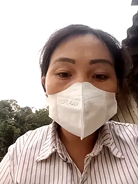 Snapshot of hot-luna- chatting on March 29, 2026, 11:01 am hot-luna- online show from March 29, 2026, 11:01 am