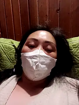 Snapshot of hot-luna- chatting on April 1, 2026, 7:44 pm hot-luna- online show from April 1, 2026, 7:44 pm