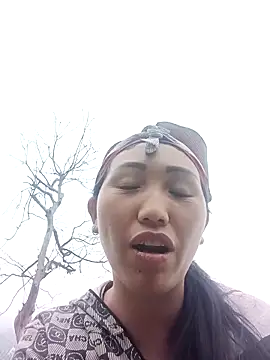 hot-luna- online show from February 15, 2026, 8:46 am