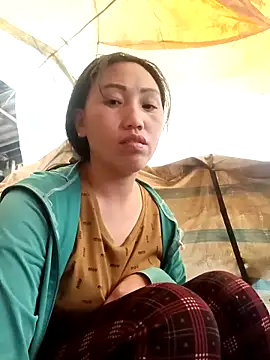 Snapshot of hot-luna- chatting on March 23, 2026, 10:15 am hot-luna- online show from March 23, 2026, 10:15 am