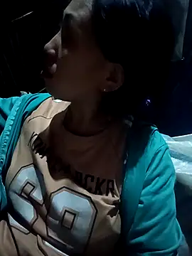 hot-luna- online show from February 25, 2026, 11:43 am