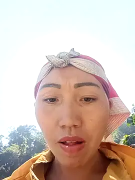 hot-luna- online show from February 6, 2026, 7:48 am