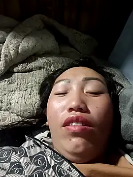 hot-luna- online show from February 15, 2026, 10:09 pm