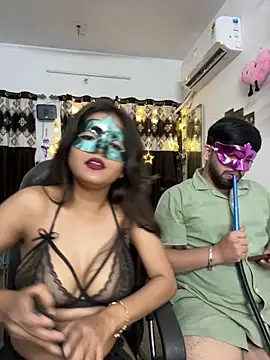 pooja sexy79 online show from April 29, 2026, 6:14 pm