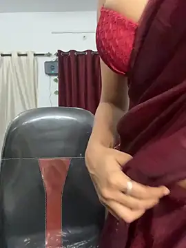 pooja sexy79 online show from April 11, 2026, 6:11 pm