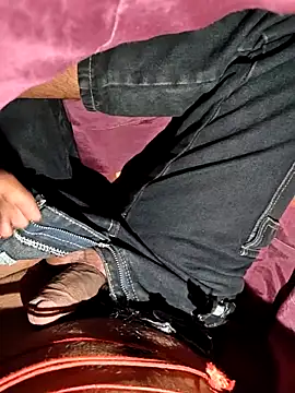 Snapshot of telugucoupless143 chatting on March 31, 2026, 8:00 pm telugucoupless143 online show from March 31, 2026, 8:00 pm