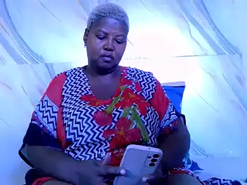 treasure hunny online show from February 20, 2026, 6:48 am