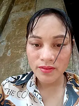 Snapshot of Momo-biki chatting on July 3, 2026, 3:13 am Momo-biki online show from July 3, 2026, 3:13 am