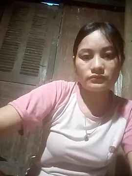 Snapshot of Momo-biki chatting on May 24, 2026, 11:54 am Momo-biki online show from May 24, 2026, 11:54 am