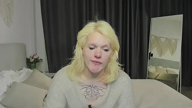 Snapshot of Lollita_Morgan chatting on April 19, 2026, 5:52 am Lollita Morgan online show from April 19, 2026, 5:52 am