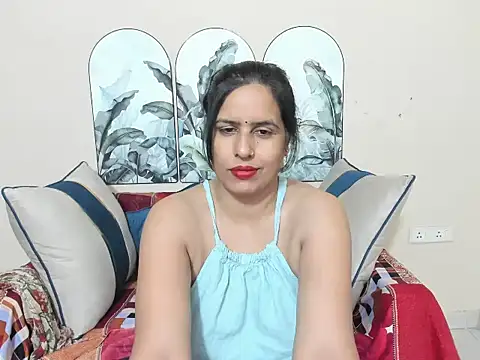 Snapshot of sara_conorr chatting on May 27, 2026, 3:47 am sara conorr online show from May 27, 2026, 3:47 am