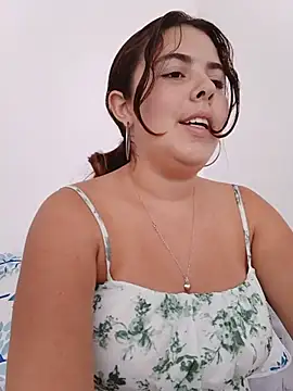 Snapshot of lyss_muller chatting on June 24, 2026, 8:28 pm lyss muller online show from June 24, 2026, 8:28 pm