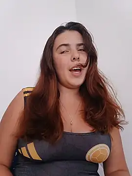 Snapshot of lyss_muller chatting on June 27, 2026, 9:32 pm lyss muller online show from June 27, 2026, 9:32 pm