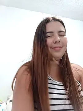 Snapshot of lyss_muller chatting on May 14, 2026, 7:11 pm lyss muller online show from May 14, 2026, 7:11 pm