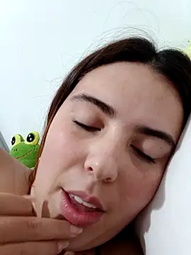 Snapshot of lyss_muller chatting on March 14, 2026, 4:18 am lyss muller online show from March 14, 2026, 4:18 am