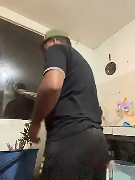 Snapshot of Danny_black11 chatting on April 1, 2026, 3:19 am Danny black11 online show from April 1, 2026, 3:19 am